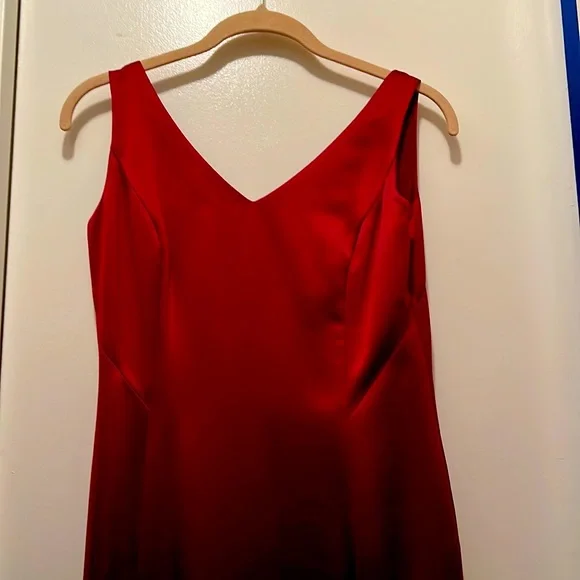 Ann Taylor | Dresses | Anntaylor Loft Petite Evening Gown Party Dress  Burgundy 2p Mermaid Style | Poshmark